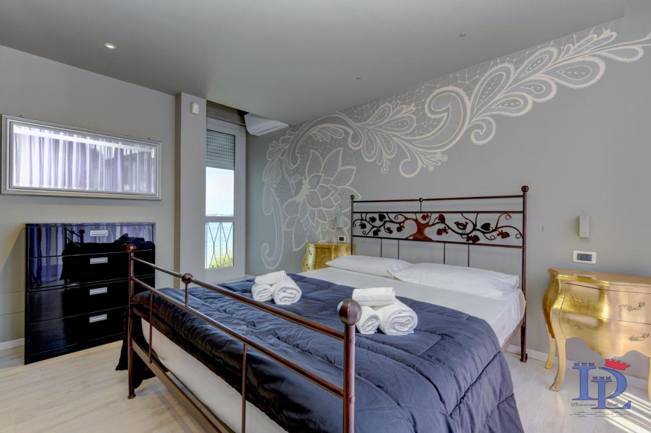 Desenzanoloft Official Partner Marriott Homes & Villas - Villa Meraviglia เดเซนซาโนเดลการ์ดา ภายนอก รูปภาพ
